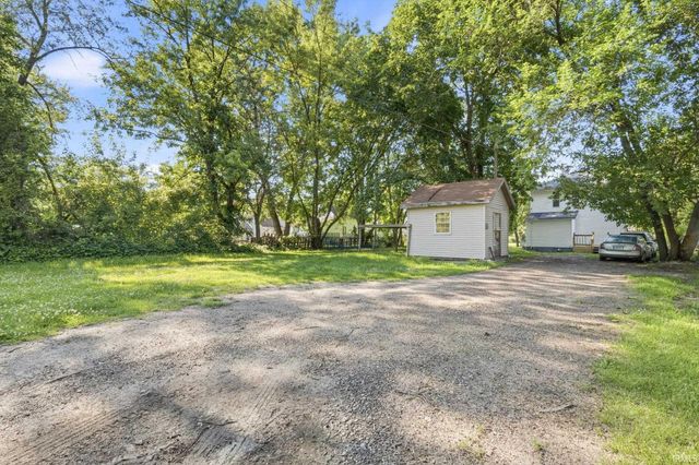 705 W Indiana Avenue, Elkhart, IN 46516