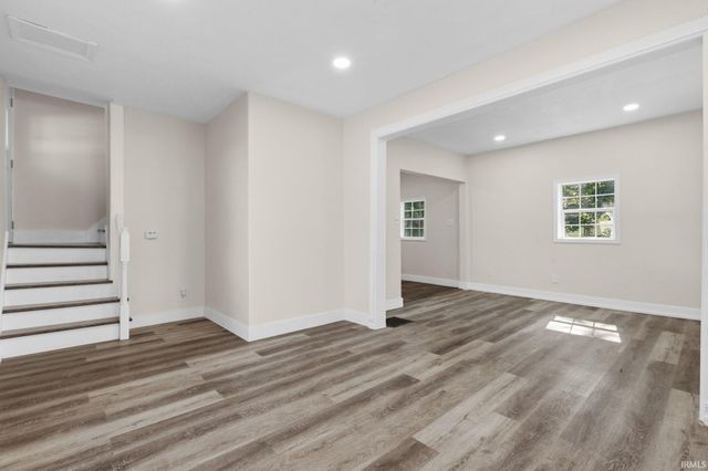 705 W Indiana Avenue, Elkhart, IN 46516