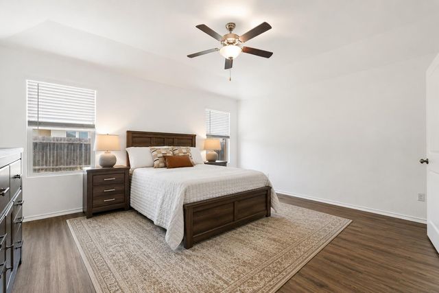 505 Golden Plains PKWY, Hutto, TX 78634