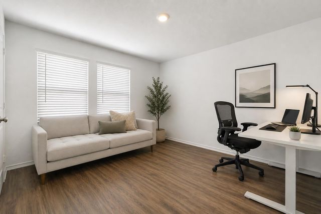 505 Golden Plains PKWY, Hutto, TX 78634