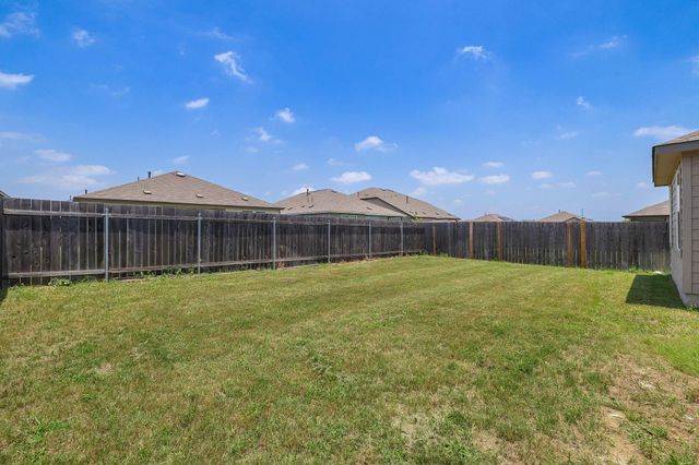 505 Golden Plains PKWY, Hutto, TX 78634