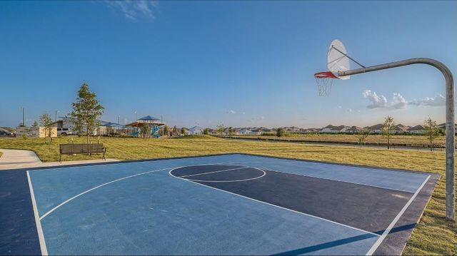 505 Golden Plains PKWY, Hutto, TX 78634