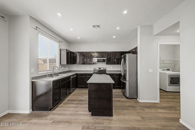 15338 W MAUNA LOA Lane, Surprise, AZ 85379