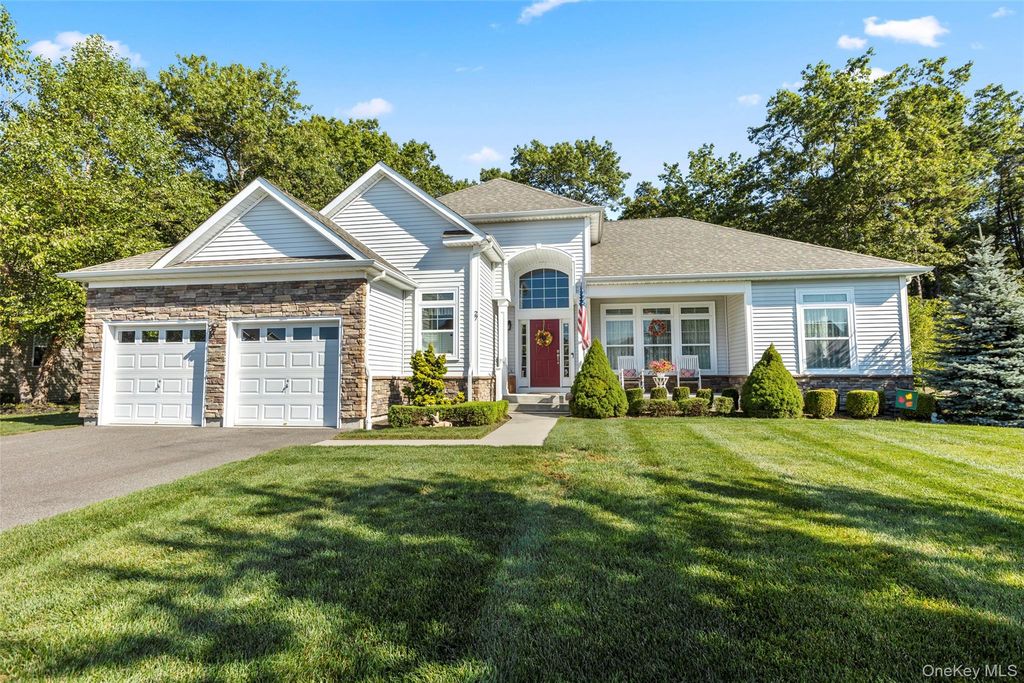 27 Wildflower Drive, Ridge, NY 11961