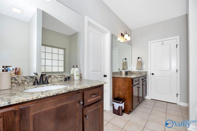 14469 Turnberry Lane, Athens, AL 35613