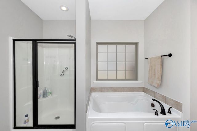 14469 Turnberry Lane, Athens, AL 35613