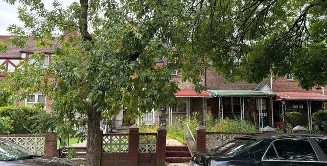 264 E 86TH Street, New York City, NY 11236