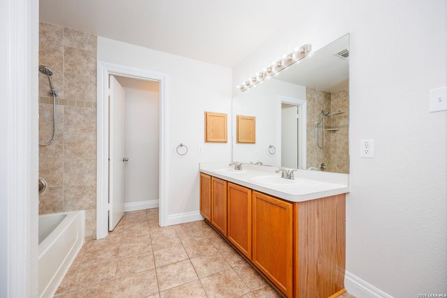 12 Lockspring, San Antonio, TX 78254