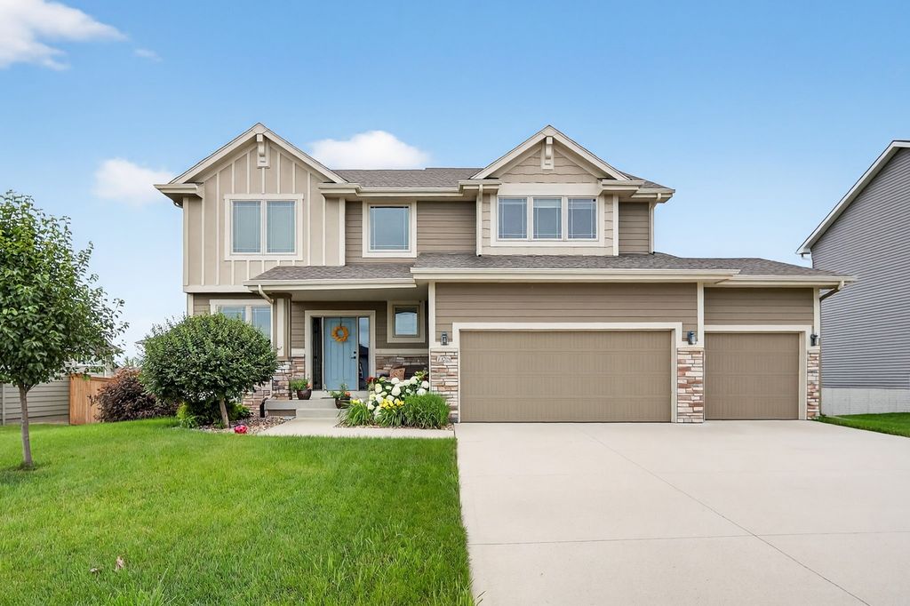 705 NE 57th Street, Ankeny, IA 50021