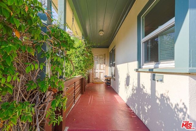 5615 Wenlock Street, Los Angeles, CA 90016