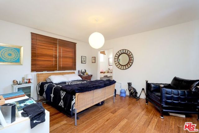 5615 Wenlock Street, Los Angeles, CA 90016