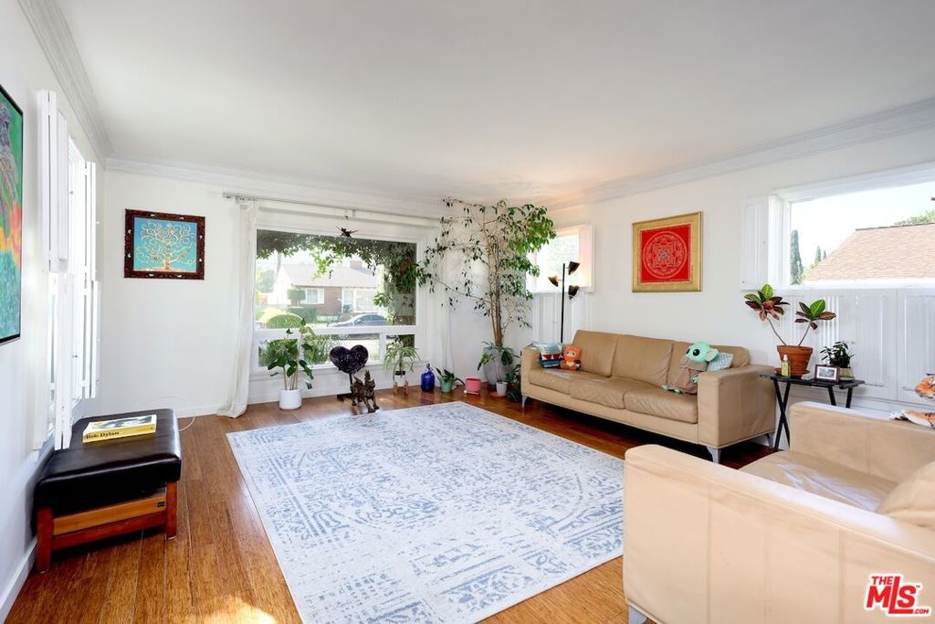 5615 Wenlock Street, Los Angeles, CA 90016