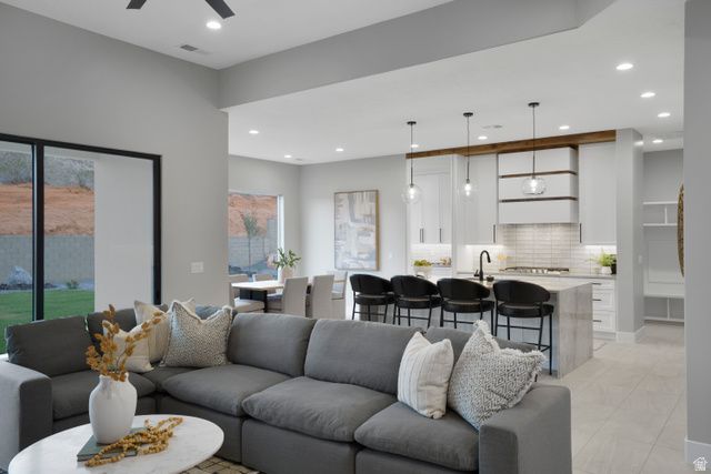 2091 S PONY WAY, Washington, UT 84780