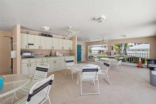4211 CADDIE DRIVE E 204, Bradenton, FL 34203