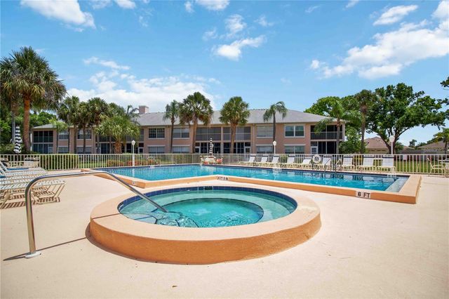 4211 CADDIE DRIVE E 204, Bradenton, FL 34203
