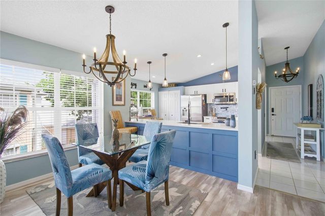 4211 CADDIE DRIVE E 204, Bradenton, FL 34203