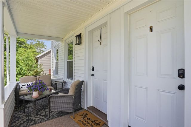 5 Nelson Street, East Providence, RI 02916