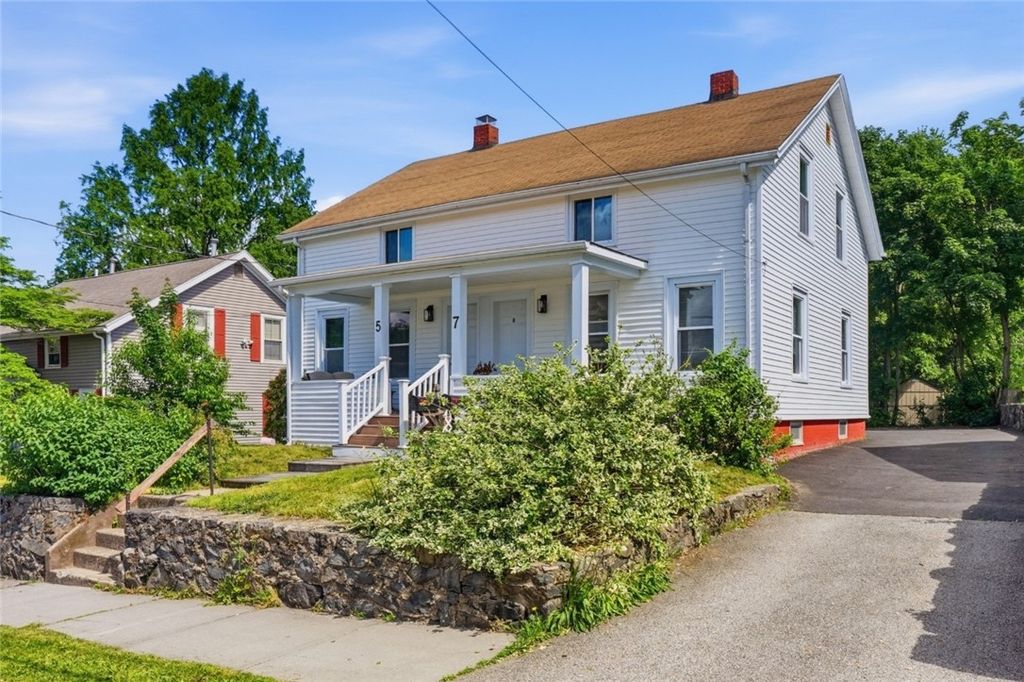 5 Nelson Street, East Providence, RI 02916