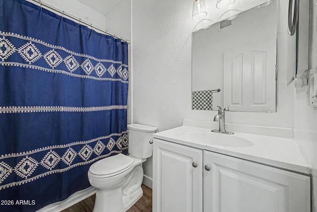 15608 S 7TH Street, Phoenix, AZ 85048
