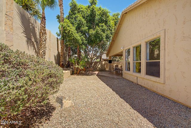 15608 S 7TH Street, Phoenix, AZ 85048