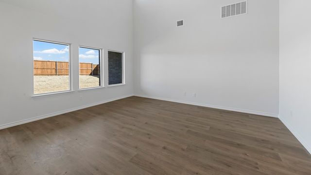 8425 Everly Drive, Garland, TX 75043