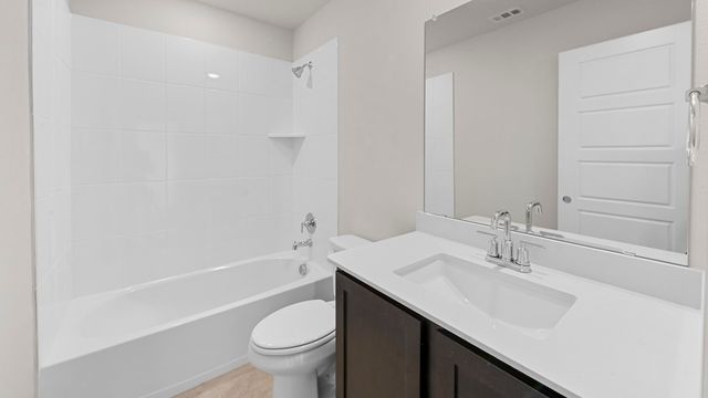 8425 Everly Drive, Garland, TX 75043