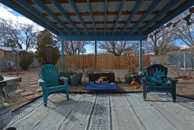 913 Cagua Drive NE, Albuquerque, NM 87108