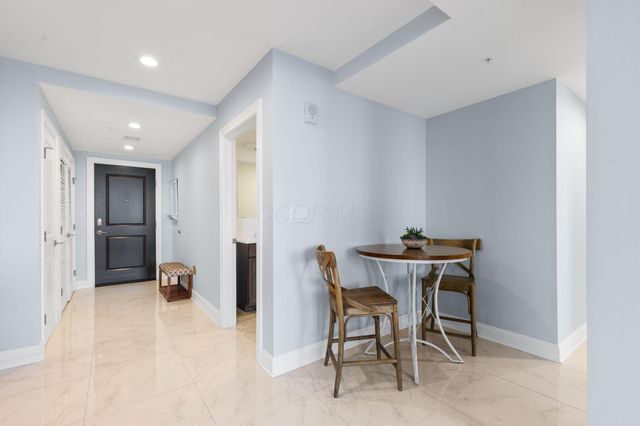 50 W Broad Street, 3401, Columbus, OH 43215