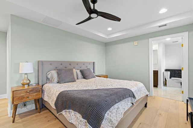 50 W Broad Street, 3401, Columbus, OH 43215