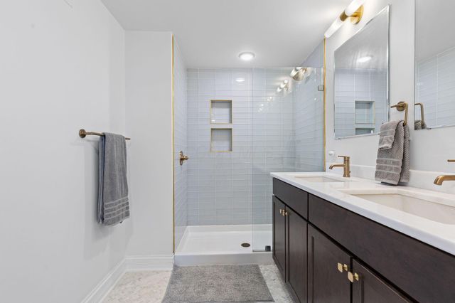 50 W Broad Street, 3401, Columbus, OH 43215