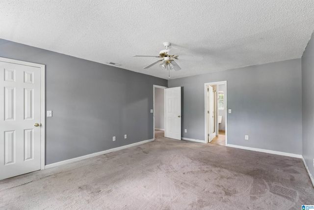 200 FOREST HILLS CIRCLE, Alabaster, AL 35007