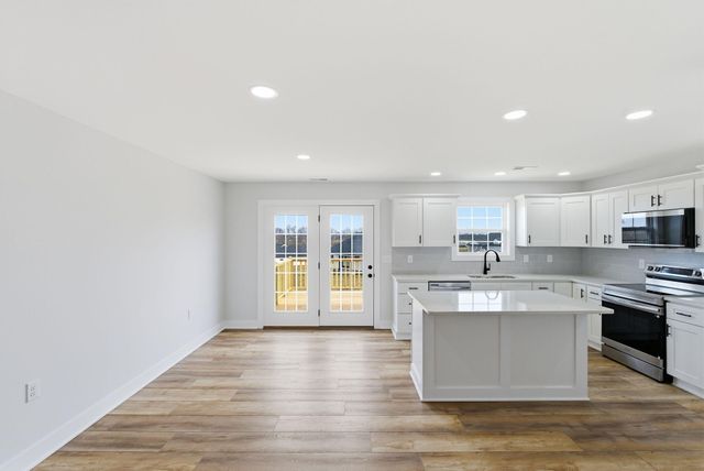 213 Max Cavnes Road, Danville, KY 40422