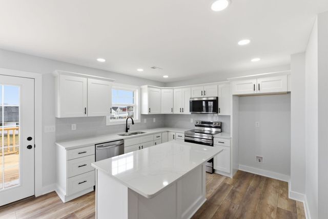 213 Max Cavnes Road, Danville, KY 40422