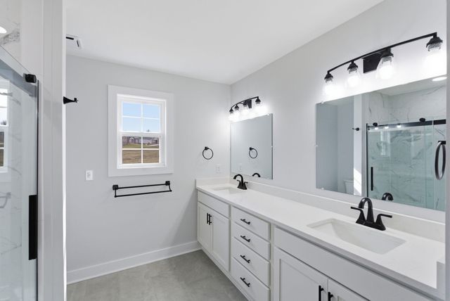 213 Max Cavnes Road, Danville, KY 40422