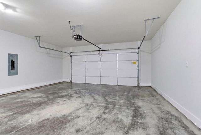 213 Max Cavnes Road, Danville, KY 40422