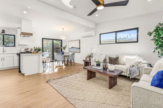 4725 Conrad, San Diego, CA 92117