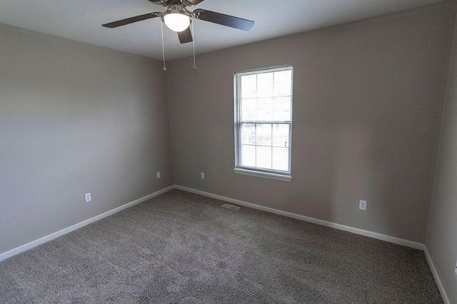 4010 SNOWY OWL DR, Columbia, MO 65202