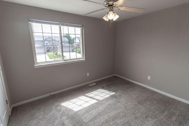 4010 SNOWY OWL DR, Columbia, MO 65202