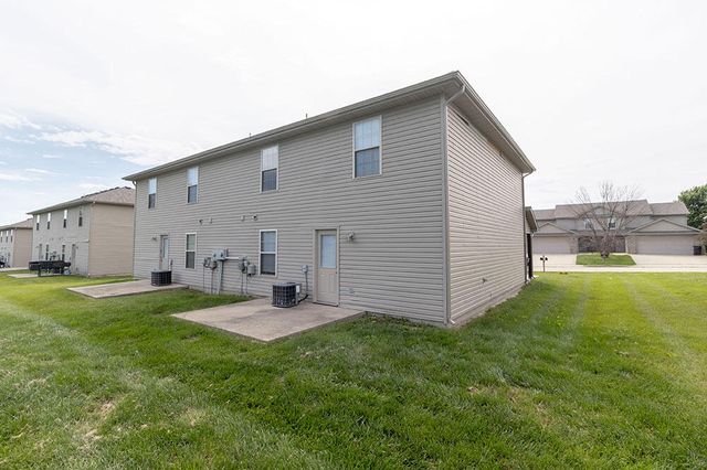 4010 SNOWY OWL DR, Columbia, MO 65202