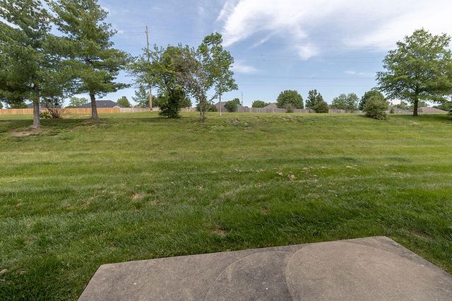 4010 SNOWY OWL DR, Columbia, MO 65202