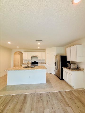 352 ALEXZANDER WAY, Winter Haven, FL 33881