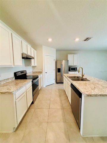 352 ALEXZANDER WAY, Winter Haven, FL 33881