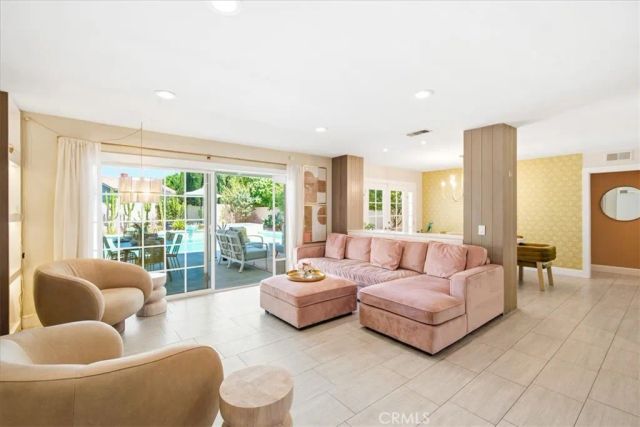 25111 Shaver Lake Circle, Lake Forest, CA 92630