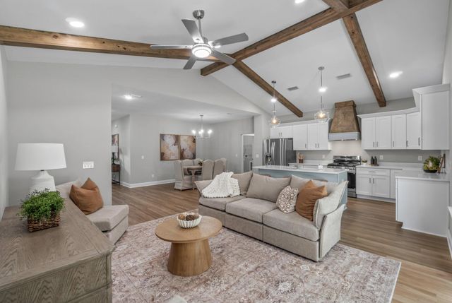 8288 Tavira Street, Navarre, FL 32566