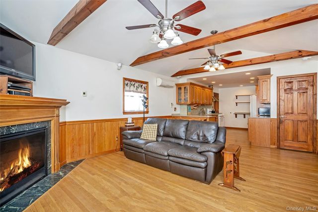 119 E 13th Street, Huntington Station, NY 11746