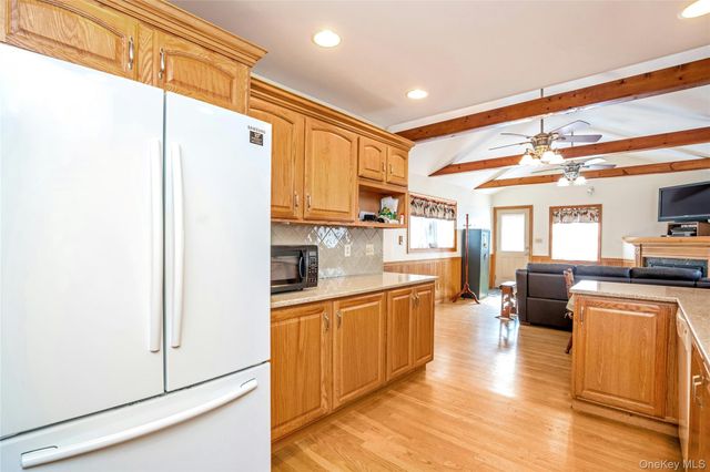 119 E 13th Street, Huntington Station, NY 11746