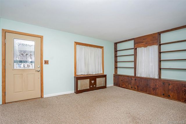 119 E 13th Street, Huntington Station, NY 11746