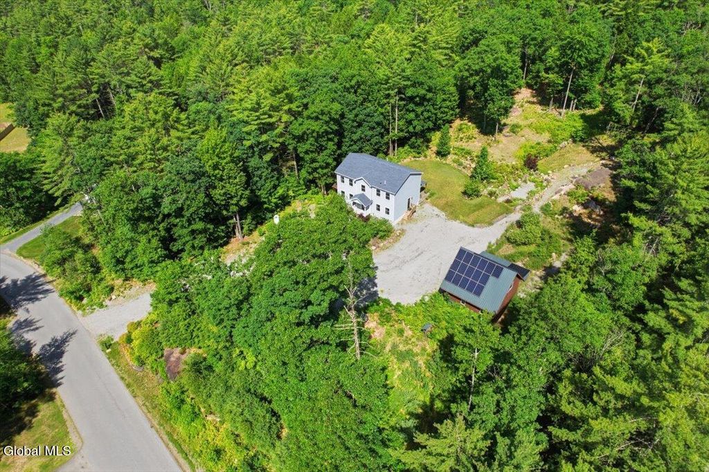 44 Cloverleaf Drive, Warrensburg, NY 12885