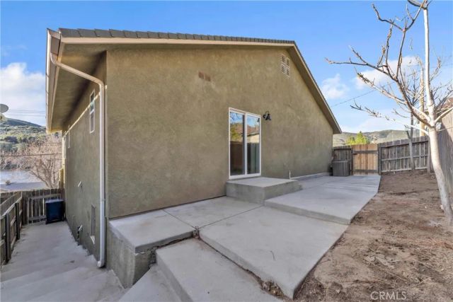 17819 Elizabeth Lake, Lake Hughes, CA 93532