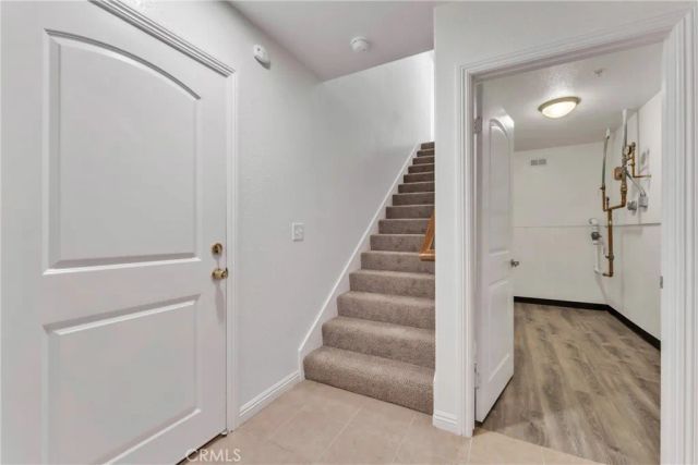 17819 Elizabeth Lake, Lake Hughes, CA 93532